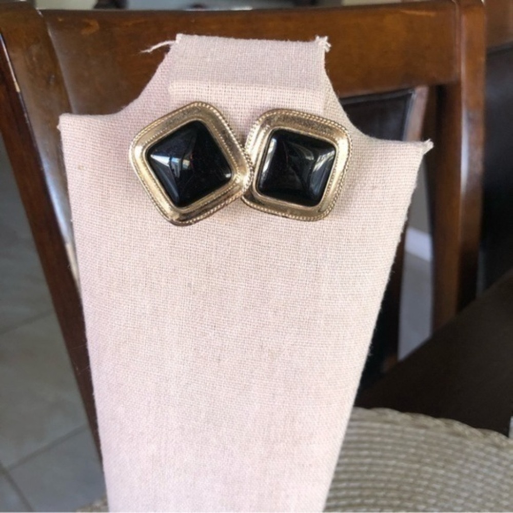 Vintage Triangle Shape Pierced Earrings